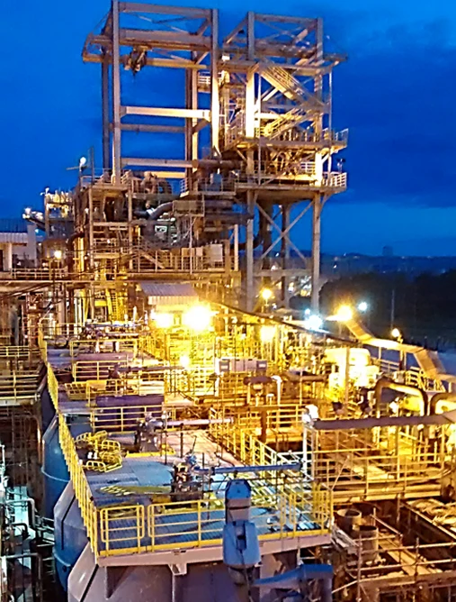 Usina de beneficiamento mineral por Flotação à noite